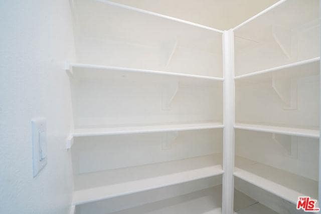 Building Photo - 5257 Bainbridge Pl