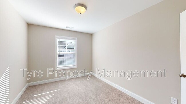 Building Photo - 2608 Sailor Rose Ln