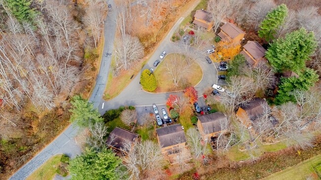 Building Photo - 112 Wickham Square