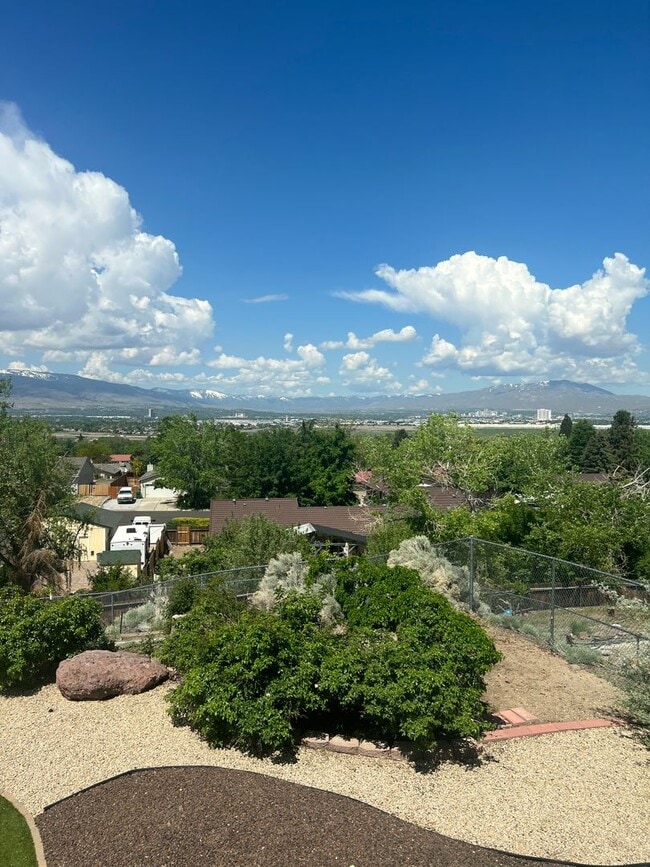 Building Photo - Coming Soon - Spacious Fully Remodeled and Upgraded Hidden Valley Home