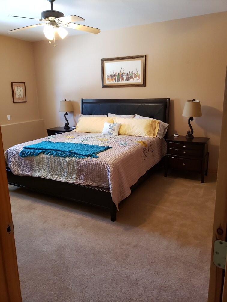 Bedroom-king bed, dresser and large closet - 150 Snow Cap Ln