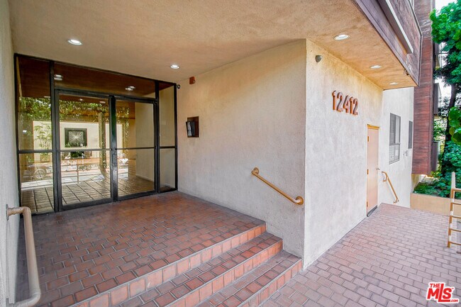 Building Photo - 12412 Texas Ave