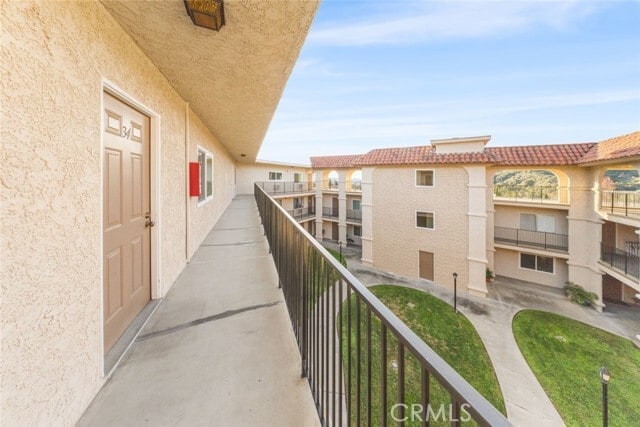 Building Photo - 3010 Montrose Ave