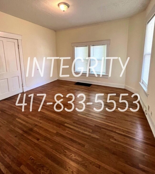 Building Photo - 1130 W. Atlantic; Springfield - Two Story - Three Bedroom, One & Half Bath, Unfinished Basement