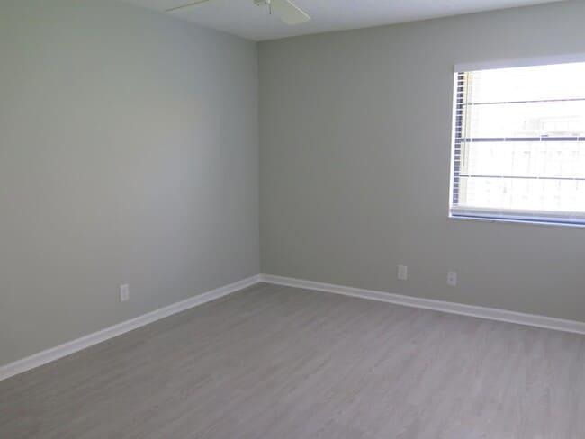 Building Photo - 2668 La Lique Cir