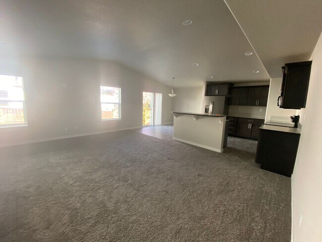 Building Photo - 61539 Aaron Way