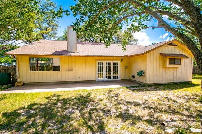 Building Photo - 11920 Meadowfire Dr