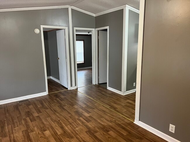 Building Photo - Chris McG 744