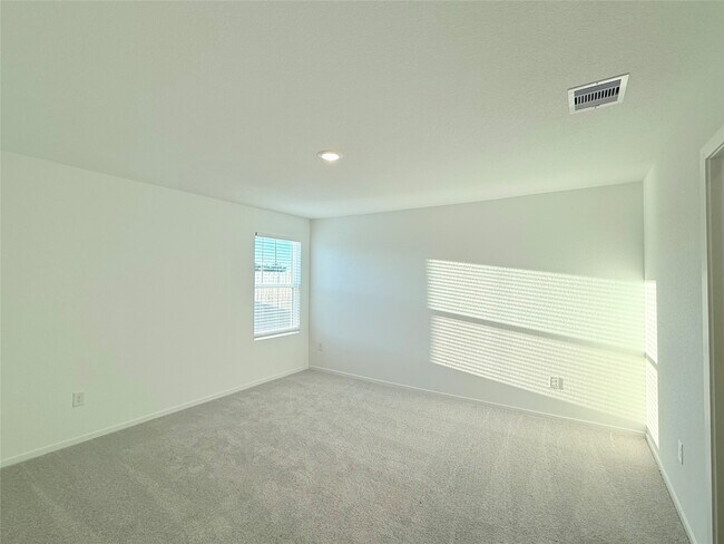 Building Photo - 6831 Flowering Ginger Ln