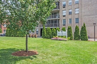 Building Photo - 65 Glenbrook Rd