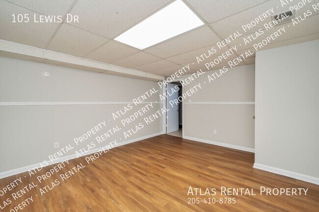 Building Photo - 105 Lewis Dr