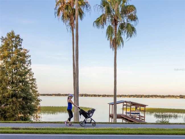 Building Photo - 2000 15th Ct NW