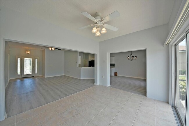 Building Photo - 4302 Berwick Dr
