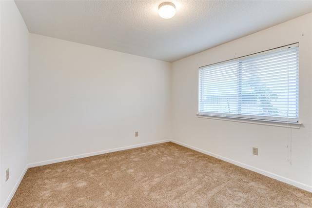 Building Photo - 5810 Blackmore Ave