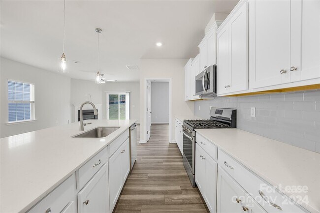 Building Photo - 14023 Turncloak Dr