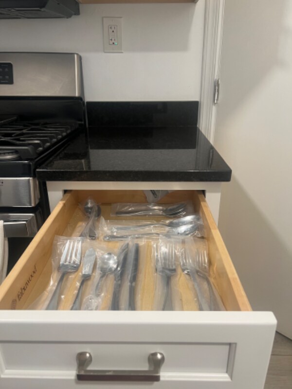 Building Photo - 4801 Oliver St