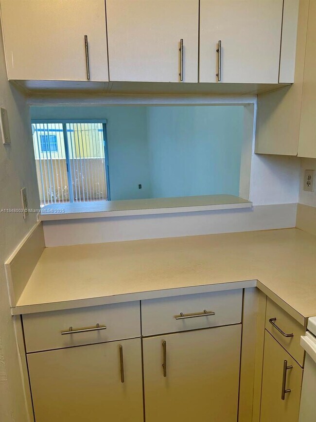 Building Photo - 14930 SW 82nd Terrace