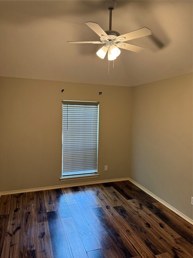 Building Photo - 6914 Sunflower Grove Dr