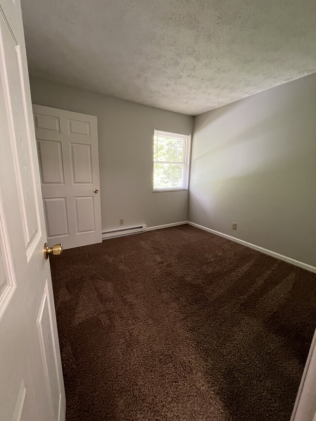 Building Photo - 101 Forest Ln