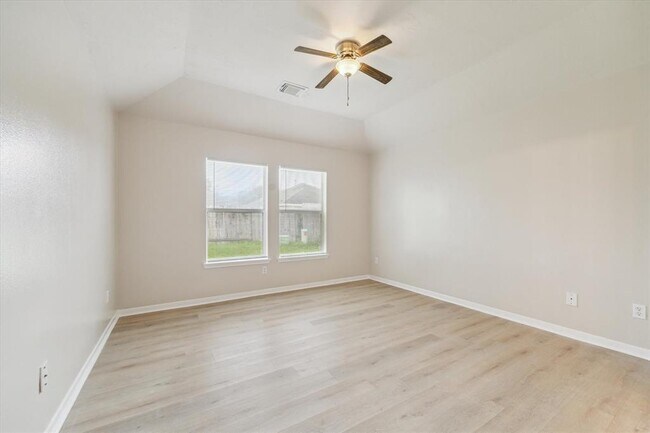 Building Photo - 25111 Florina Ranch Dr