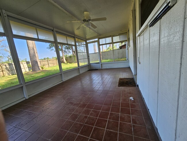 Building Photo - 5501 NW 23rd Terrace