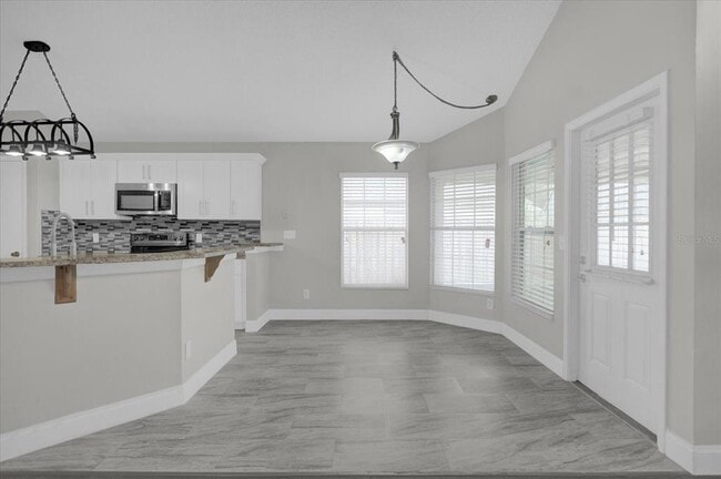 Building Photo - 10957 Norcross Cir