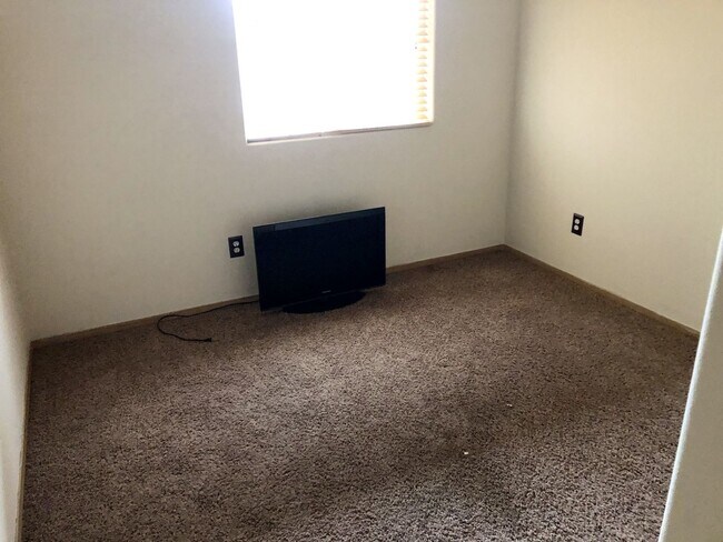 Building Photo - 4807 Kalahari Dr