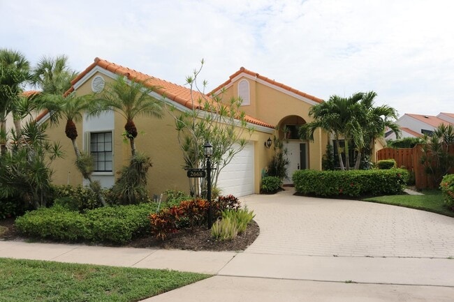 Building Photo - 2668 La Lique Cir