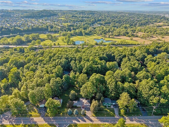 Building Photo - 6555 Woodchuck Hill Rd