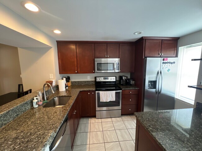 Building Photo - 106 Long Meadow Ct