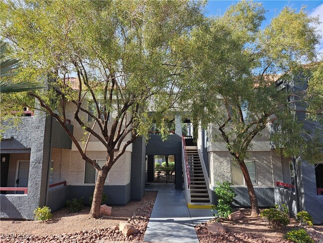 Primary Photo - 8600 W Charleston Blvd