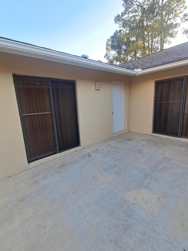 Building Photo - 14068 Wellington Trace