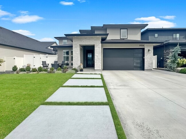 Building Photo - Luxury 5-Bed, 4.5-Bath in Dry Creek Ranch, Minutes to Boise & Eagle