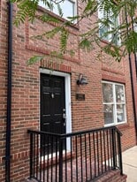 Building Photo - 1408 Steuart St