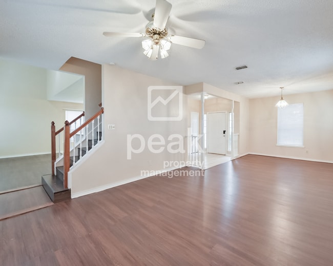 Building Photo - $2000! 3Bed/2.5Bath home in west Fort Worth!  Apply by 9/8 for Labor Day Savings! See description!