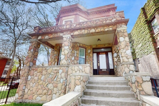 Building Photo - 7758 S Saginaw Ave