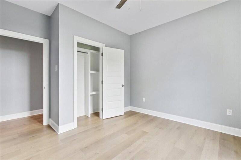 Building Photo - 1222-1224 St Denis St