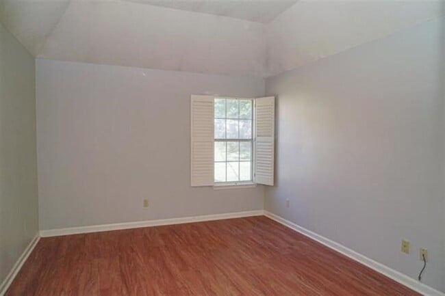 Building Photo - 7938 Anne's Cir