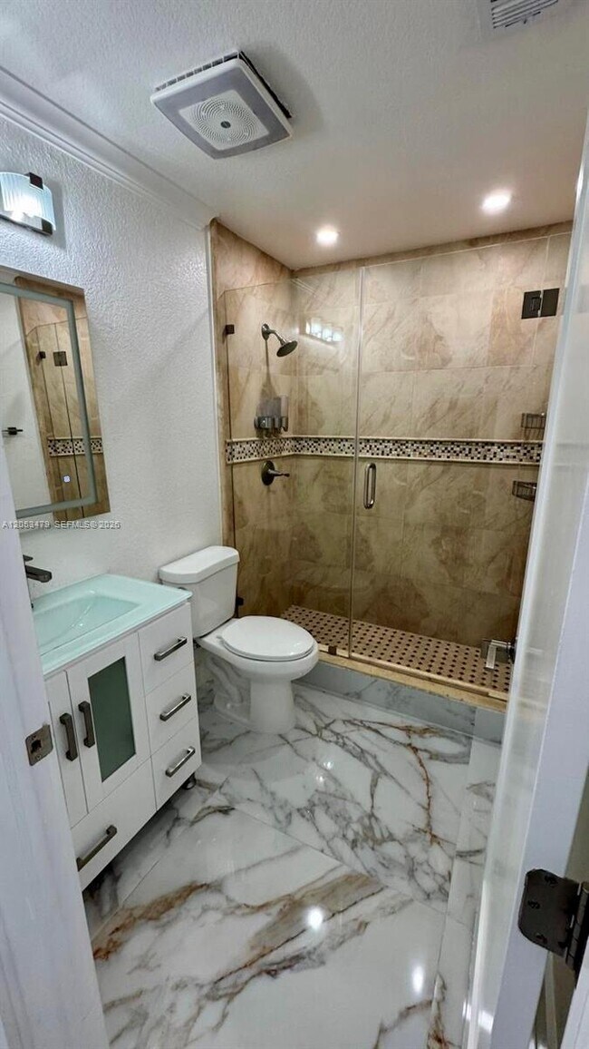Building Photo - 11500 SW 153rd Ave