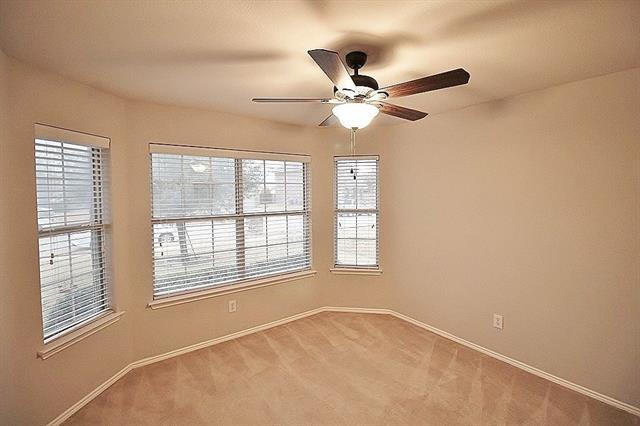 Building Photo - 217 Silver Spur Dr