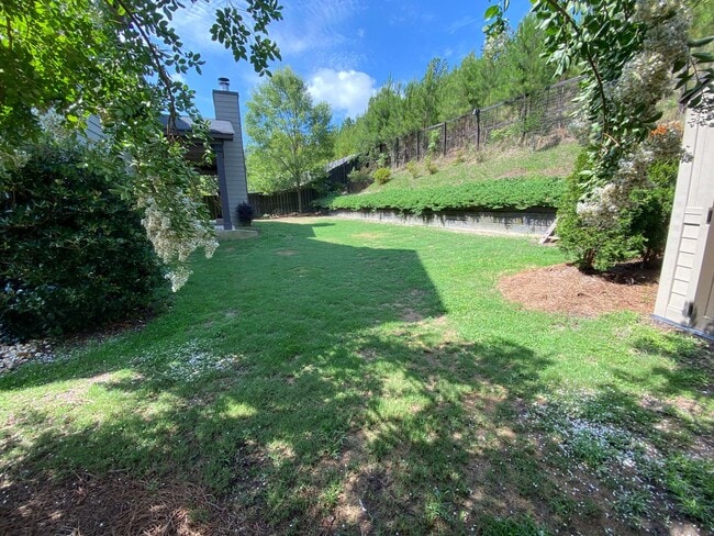 Building Photo - 735 Porter Ln
