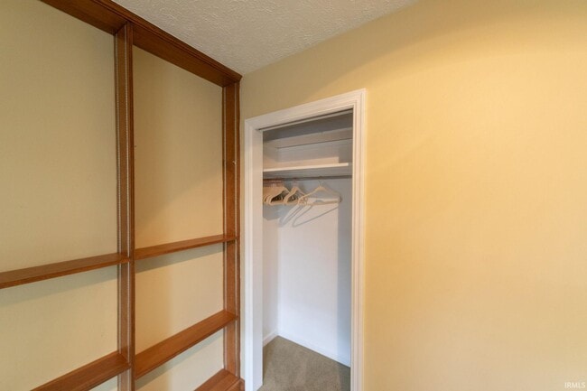 Building Photo - 604 W Soutar Dr