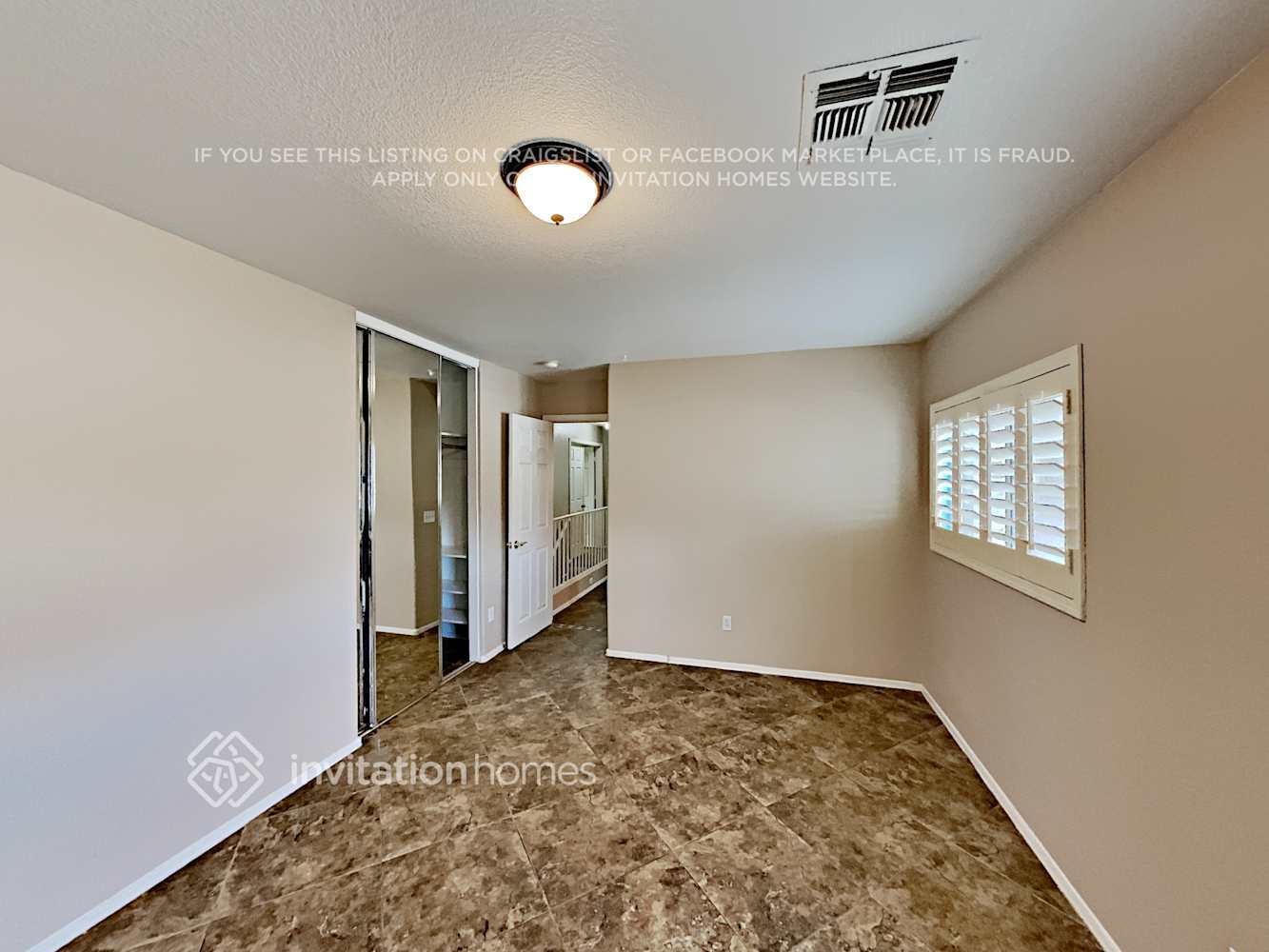 Building Photo - 6062 S Bell Pl