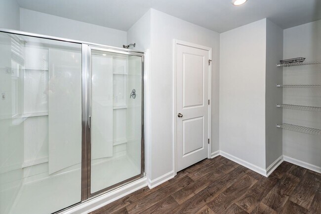 Building Photo - 4 Bedroom 2.5 Bath Home in Cane Bay Planta...