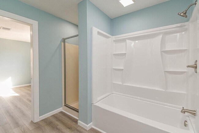 Building Photo - 3735 Woodpeckers Grove