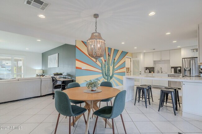 Building Photo - 8263 E Cypress St