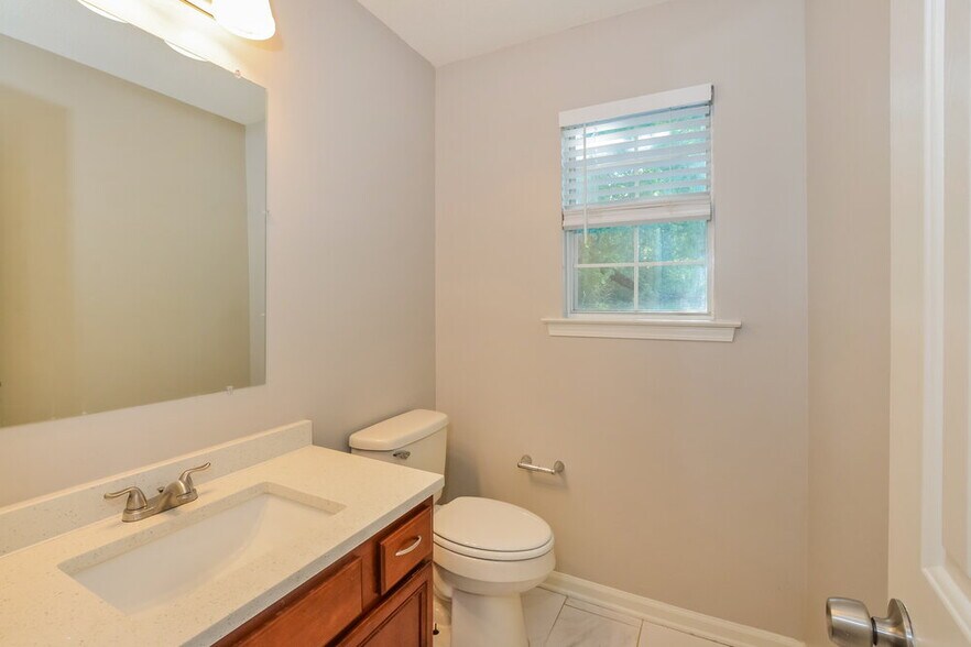 Building Photo - 4953 Wemberley Dr