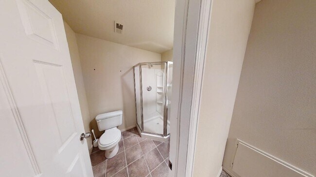 Building Photo - 5549 Dunbar Ct