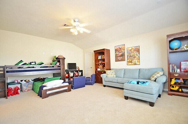 Building Photo - 24562 Carlton Springs Ln