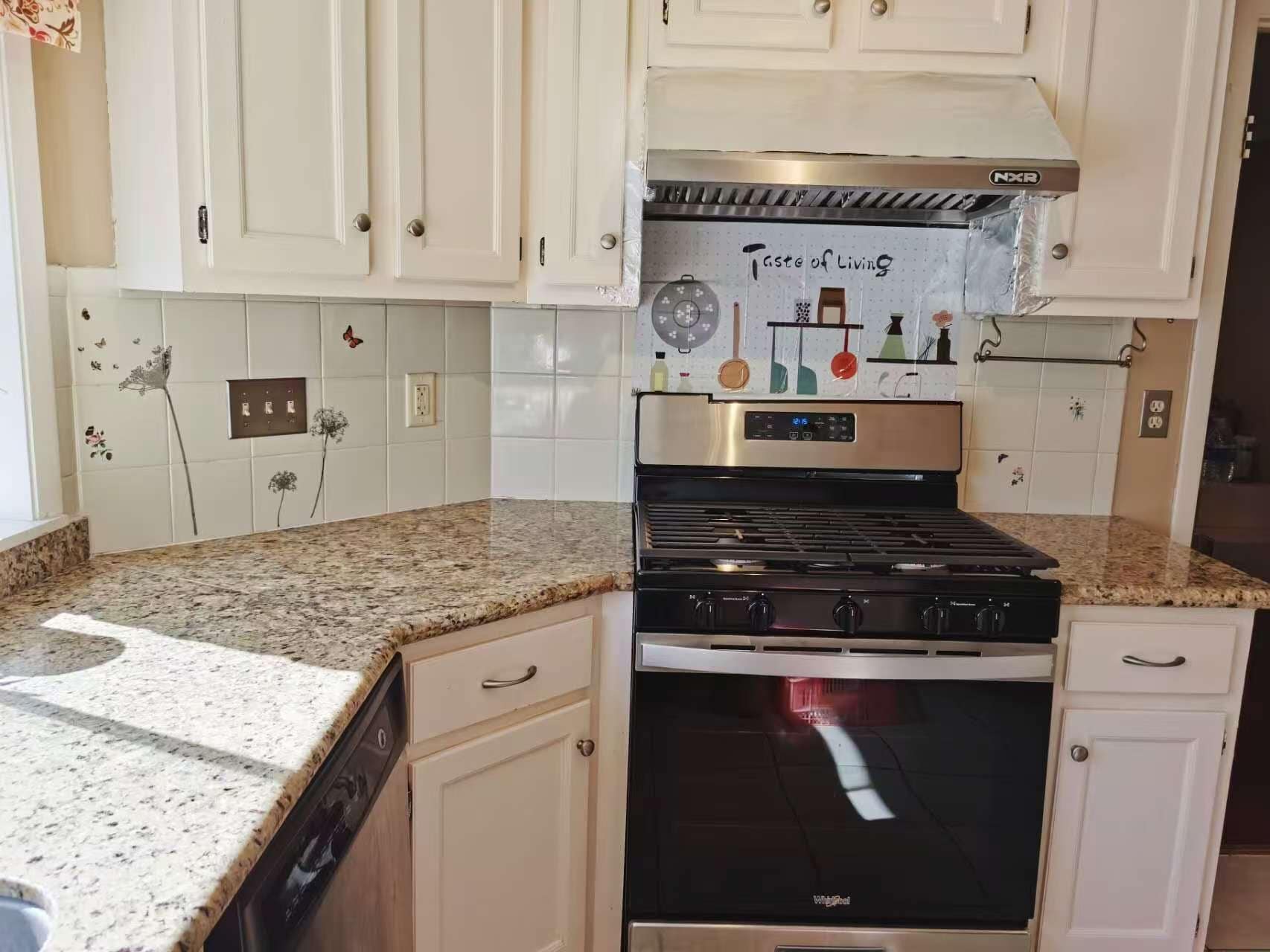 Kitchen - 3206 Sturbridge Ln